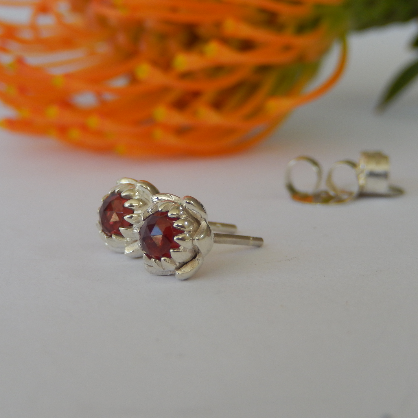 Petite Protea Stud Earrings (Garnet)