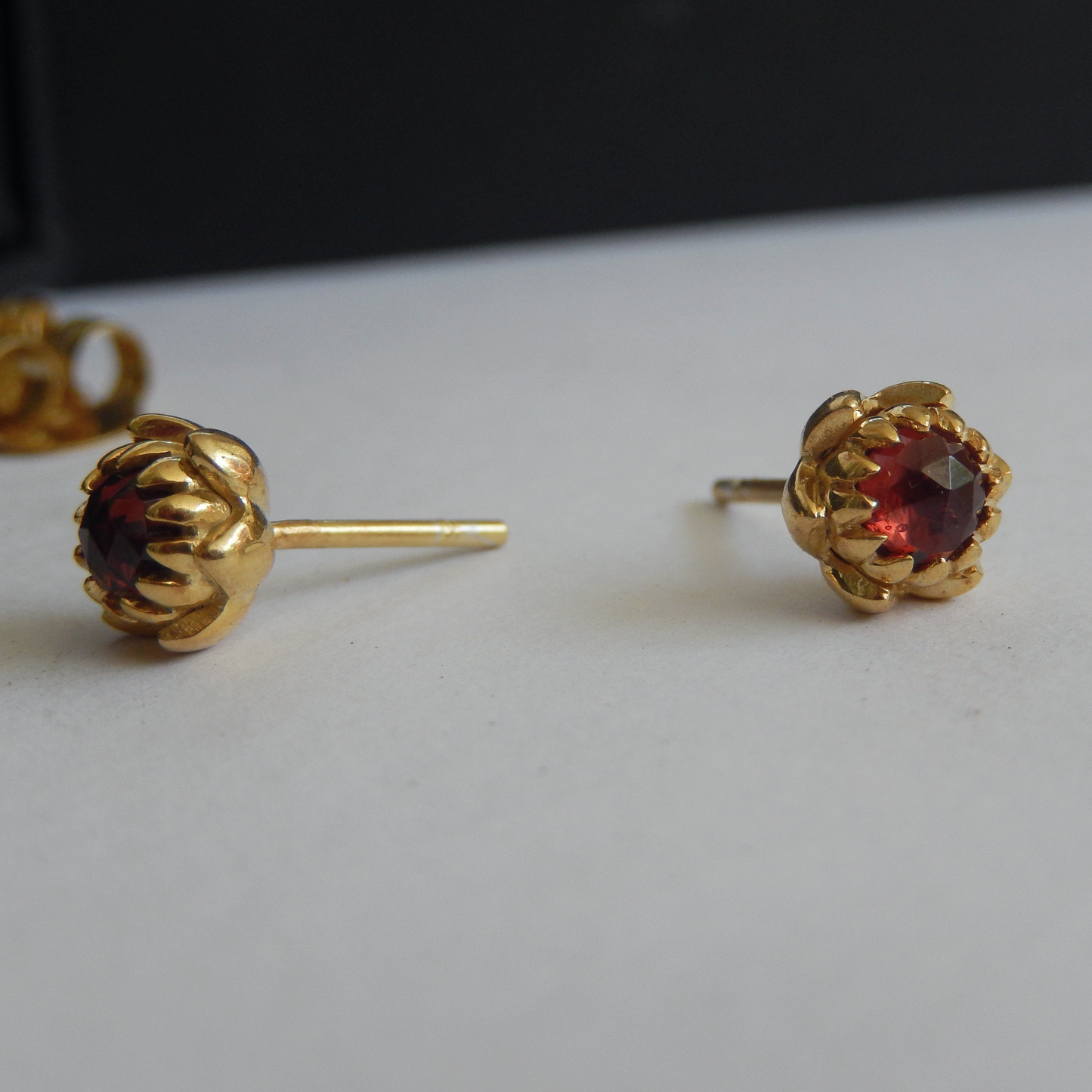 Solid 9ct Yellow Gold Petite Protea Stud Earrings (Red Garnet)