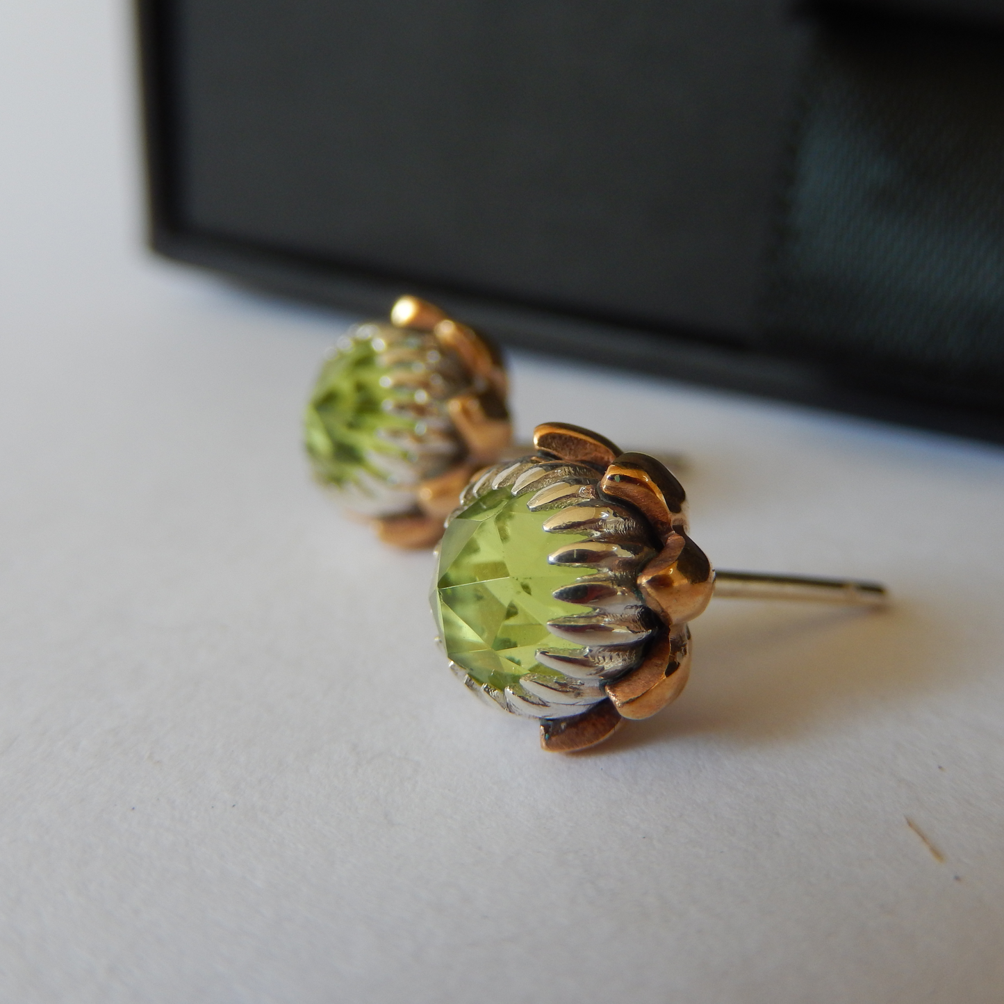 Bold Protea Stud Earrings (Peridot)