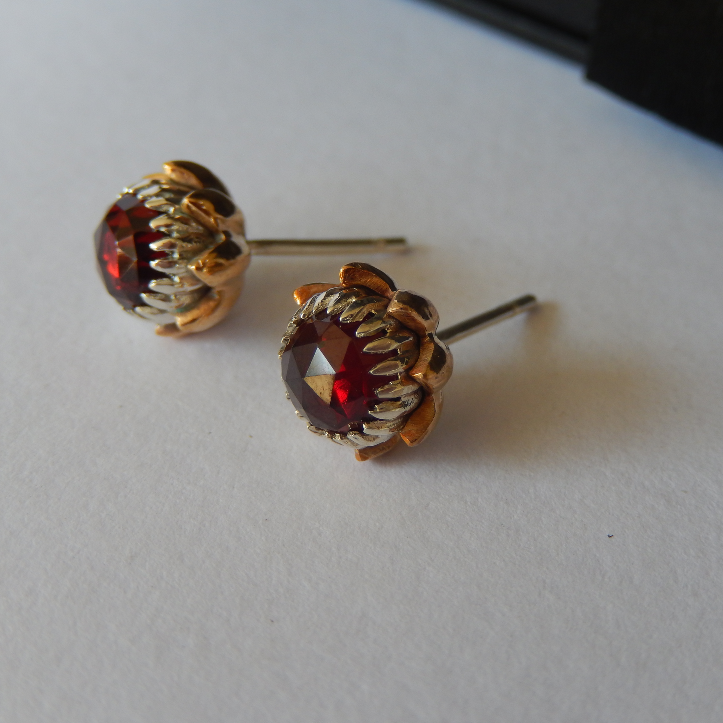 Bold Protea Stud Earrings (Red Garnet)